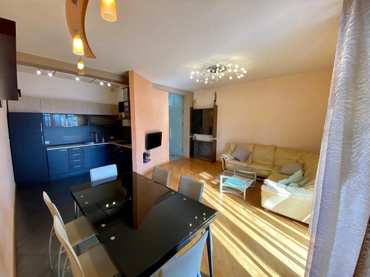 City Center Cute Flat 3 Rooms Jerevan Buitenkant foto